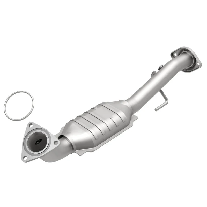 MagnaFlow Conv DF 02-06 Cadillac Escalade / 02-06 GM Yukon (Inc Denali) 6.0L P/S