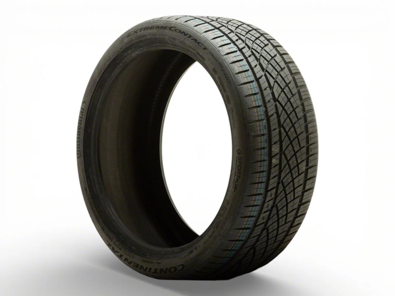 Continental ExtremeContact DWS06 PLUS Tire (255/35R20)