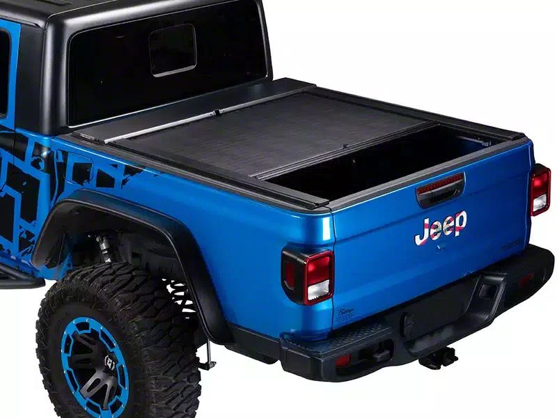 Roll-N-Lock M-Series XT Retractable Bed Cover (20-26 Sierra 3500 HD w/ 8-Foot Long Box)