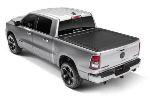 Roll-N-Lock E-Series XT Retractable Bed Cover (20-26 Silverado 3500 HD w/ 6.90-Foot Standard Box)