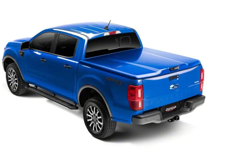 UnderCover LUX Hinged Tonneau Cover; Oxford White (19-23 Ranger w/ 5-Foot Bed)